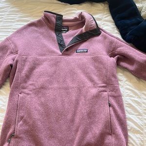 Woman’s Patagonia fleece